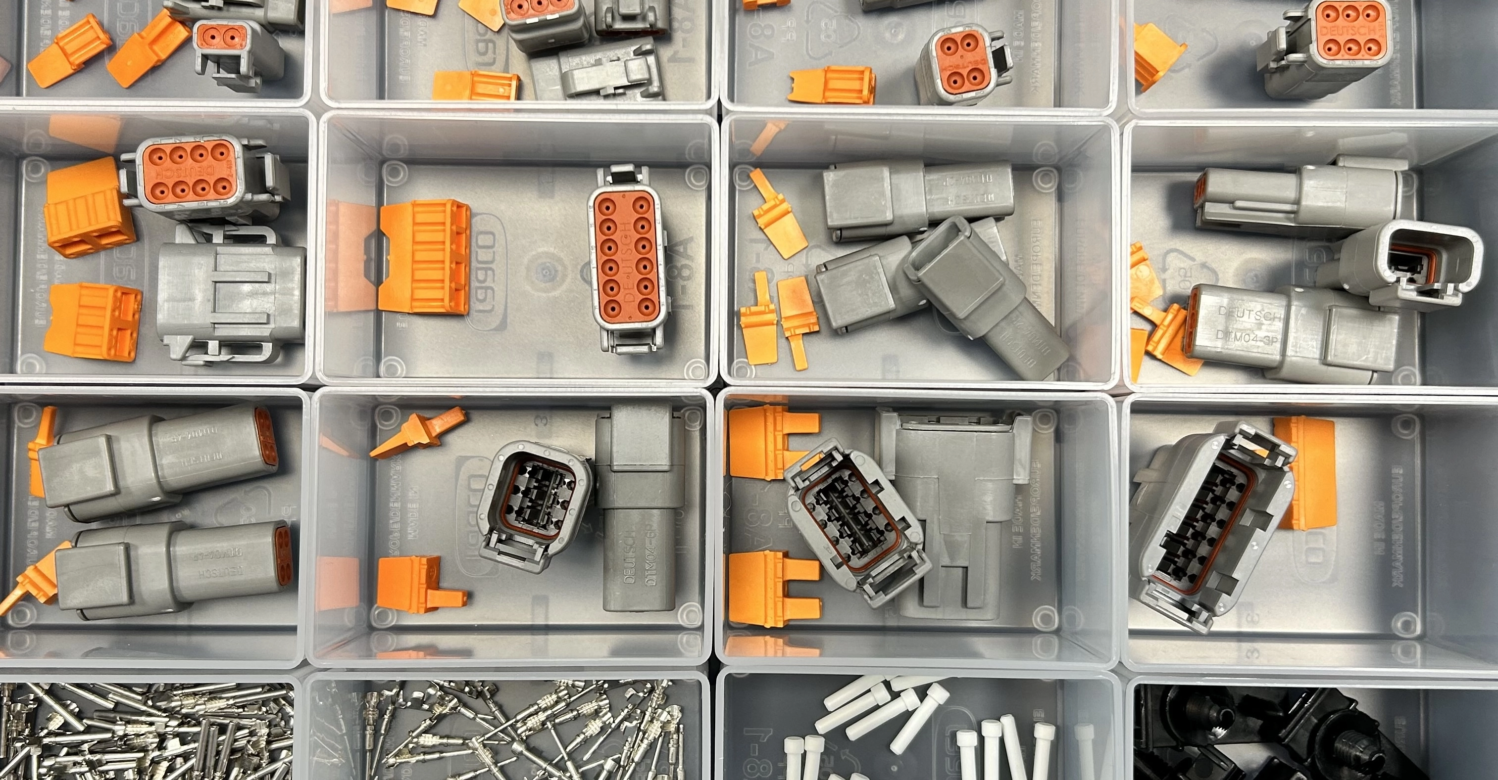 KIT CONNESSIONI E TERMINALI